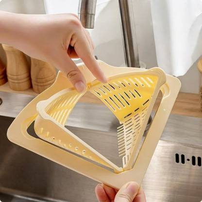 المصفاة تتحل من الوسط لتفريغ البقايا